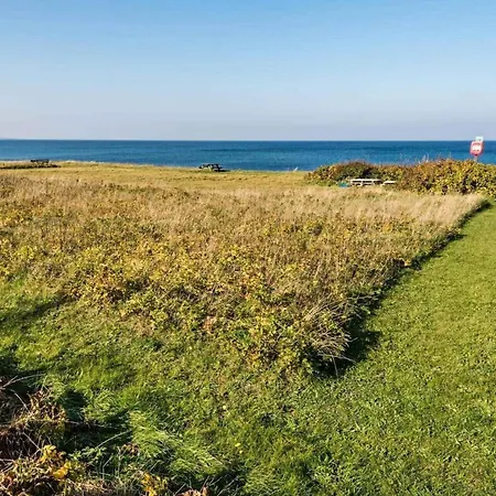 Idyllic Coastal Comfort And Relaxing בית נופש